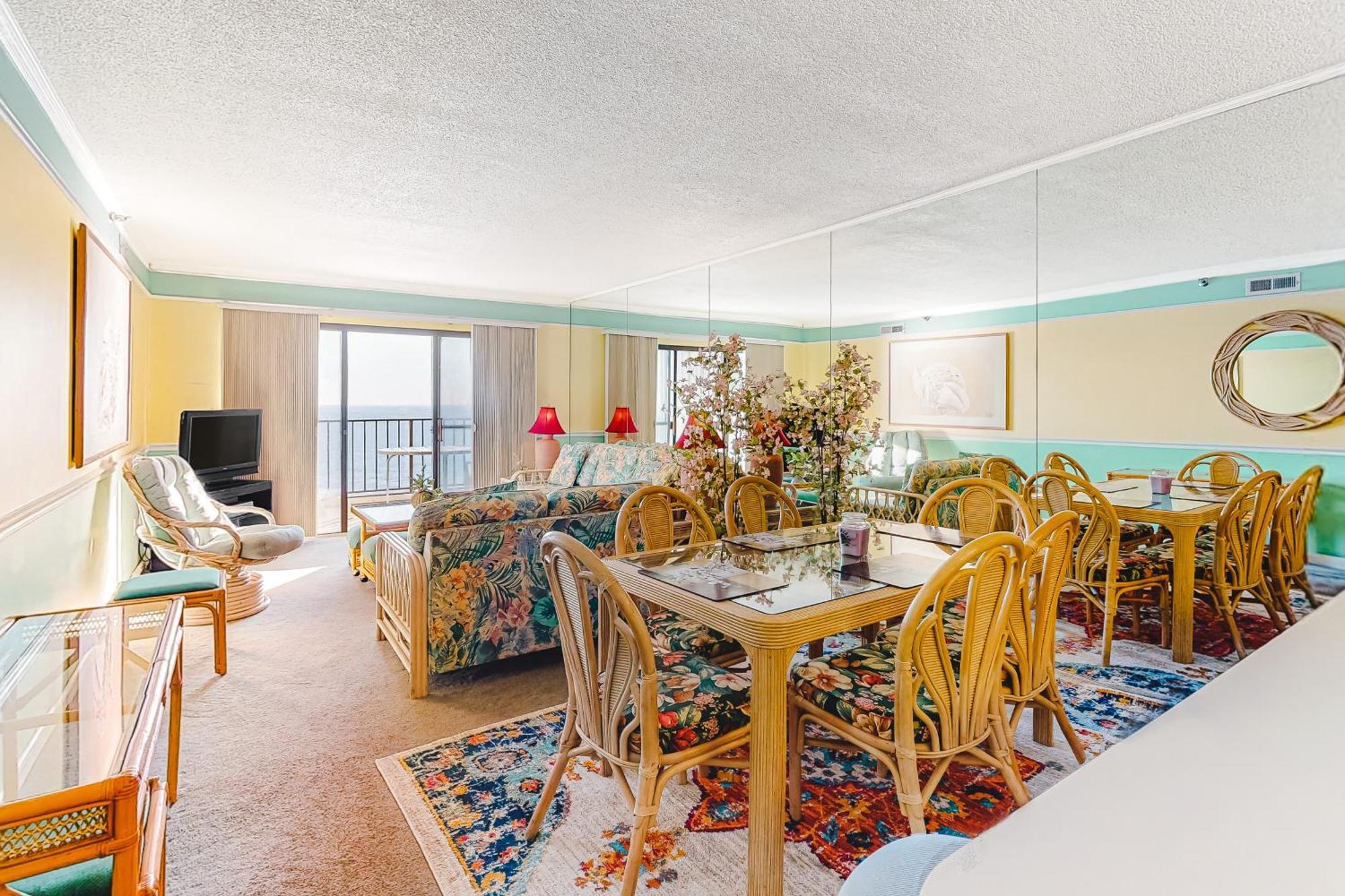 Plaza II Hotel Ocean City Room photo